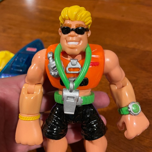 Vintage !999 Rescue Hero, Sandy Beach, Lifeguard with all of his accessories - Picture 5 of 6